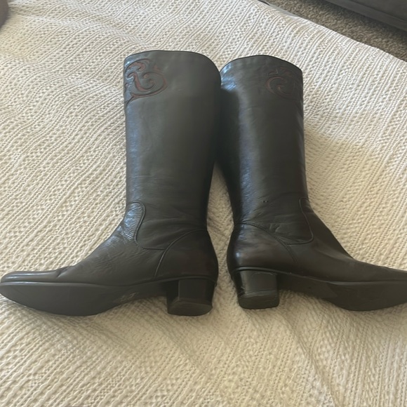 regarde Le Ciel Shoes - Regarde Le Ciel  Size 40 US 9- 9.5 kid leather boots.